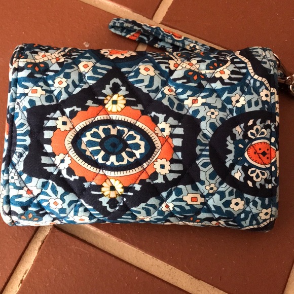 Vera Bradley wallet - Picture 3 of 4